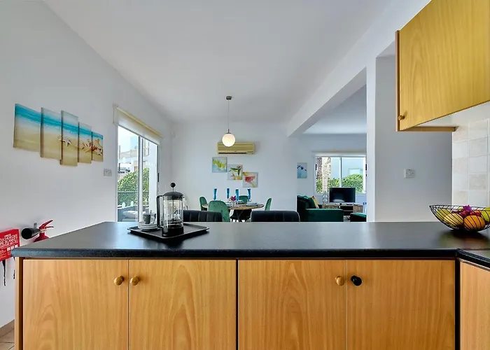 Shiva By Ezoria Villa *